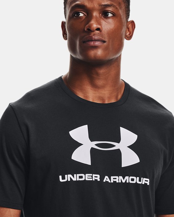 เสื้อแขนสั้น UA Sportstyle Logo สำหรับผู้ชาย in Black image number 3